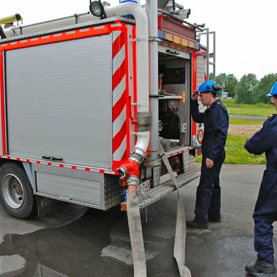 Oefening Bedrijfsbrandweer Eoc Juni 2012 — foto 22